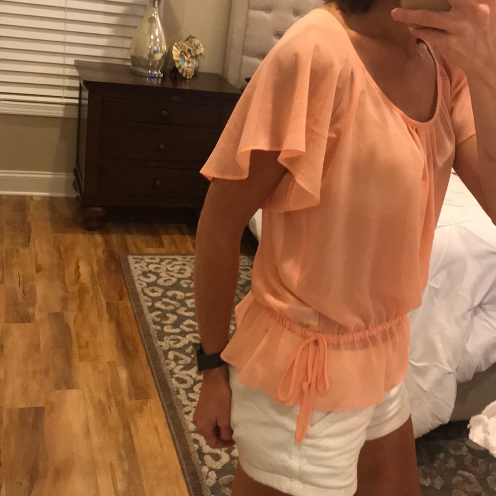 Peach top - Picture 2 of 3